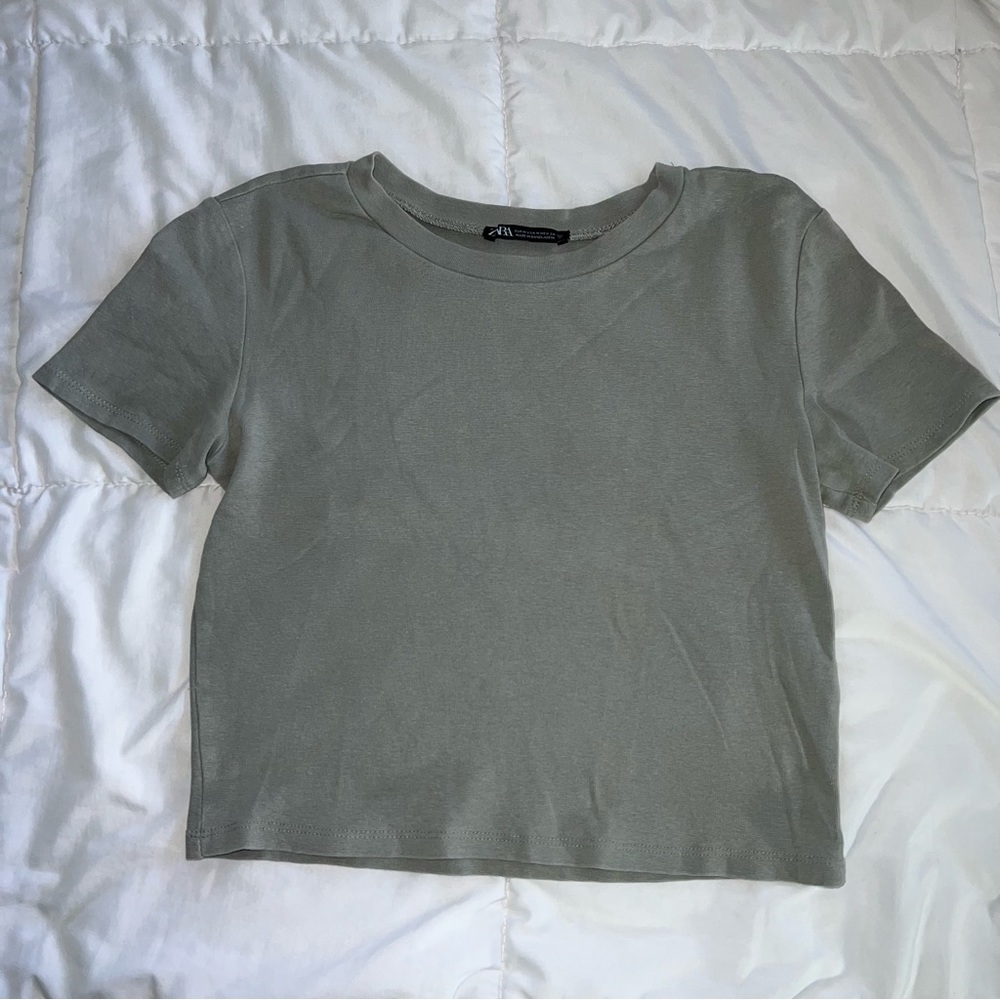 Zara tee
